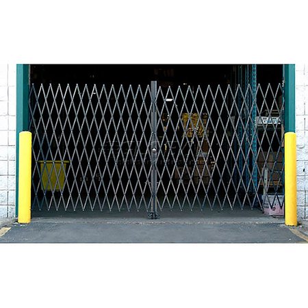 GLOBAL INDUSTRIAL 16'W Double Folding Security Gate, 6-1/2'H 968116